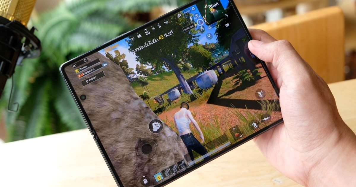Samsungov trifold mogao bi stići već ove godine