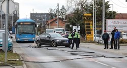 VIDEO Vlak u Zagrebu zahvatio električne kabele, pali su na kuću. Prekinut promet