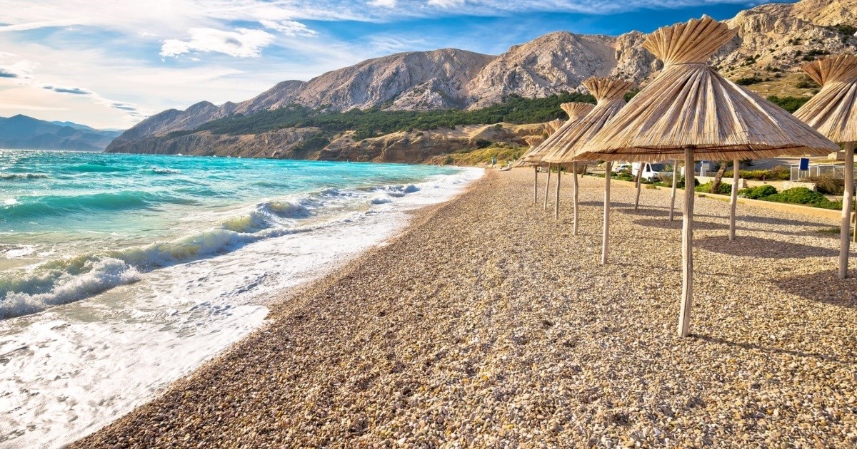 Zlatni otok sjevernog Jadrana skriva tirkizno more, prekrasne plaže i bogatu povijest