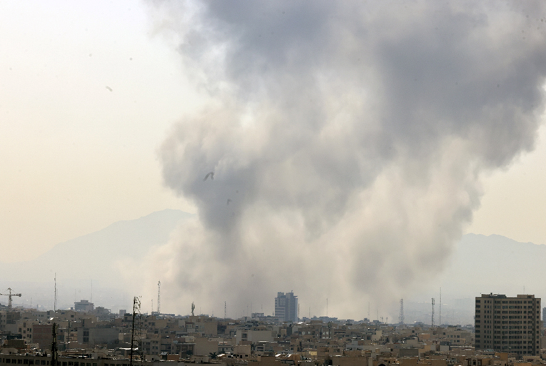 Udar na Iran prijeti globalnoj opskrbi naftom i rastu cijena