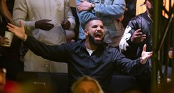 "Drakeovo prokletstvo": Reper izgubio 3.2 milijuna kuna kladeći se na UFC borbu
