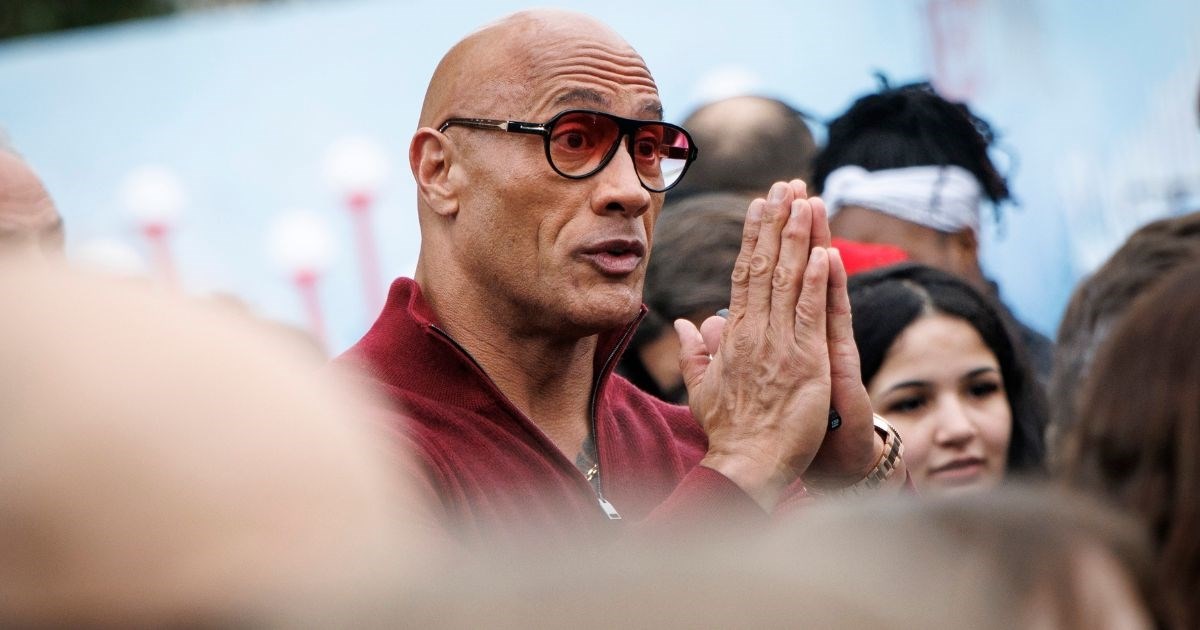 The Rock komentirao glasine da je na setu novog filma urinirao u boce: Da, istina je