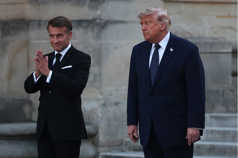Macron s Trumpom razgovarao o Hormuzu i Ukrajini: "Moramo brže pomoći Kijevu"