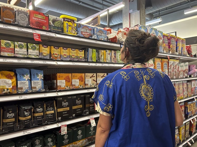 Amerikanci u strahu od nove blokade vlade. "Sin mi je rekao da ne treba božićne darove"