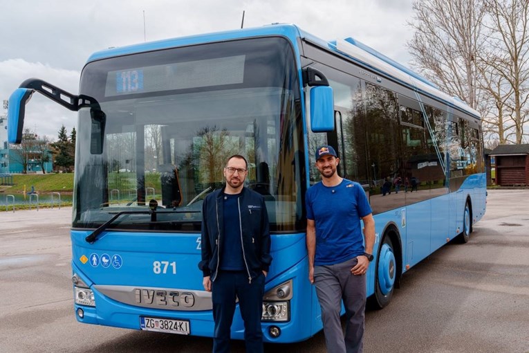 Zlatni olimpijac vozio Tomaševića u prvom ZET-ovom električnom busu, pogledajte video