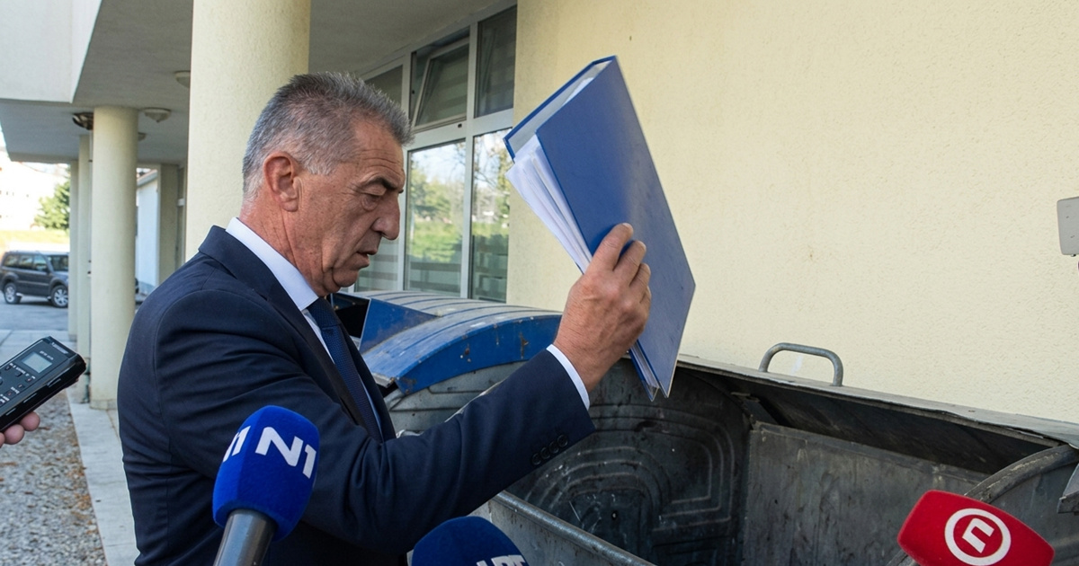 Milinović rezultate vještačenja o smeću u Gospiću bacio u kontejner