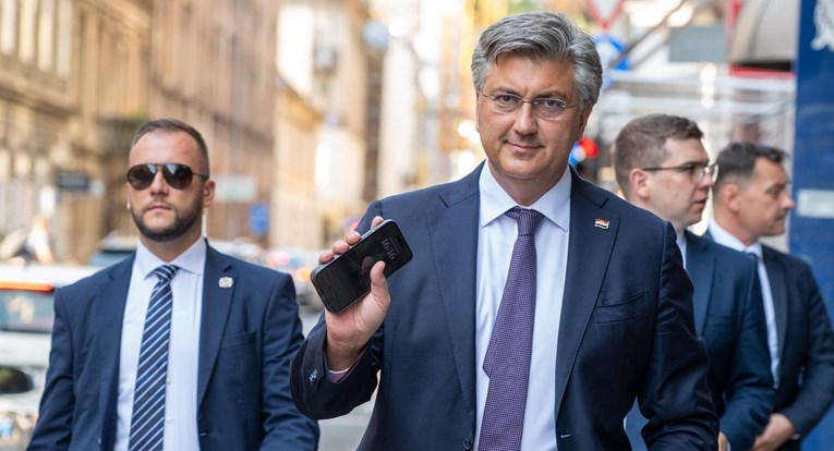 Plenković: Ne znam zašto se govori da se "pakira" poginulim pomorcima