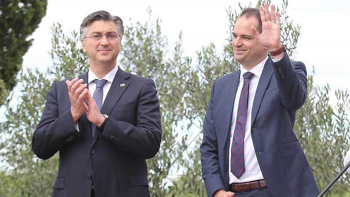 Počinje predstavljanje nove vlade. U saboru svi ministri osim zaraženog Malenice