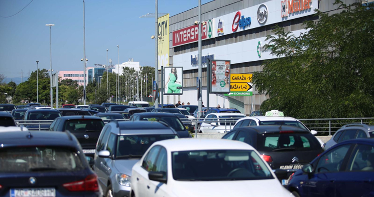 Evo kako danas rade trgovine i šoping-centri