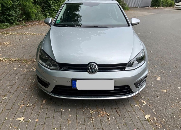 Najbolji auto oglasi: Opremljeni Golf 7 karavan za 8.500 €