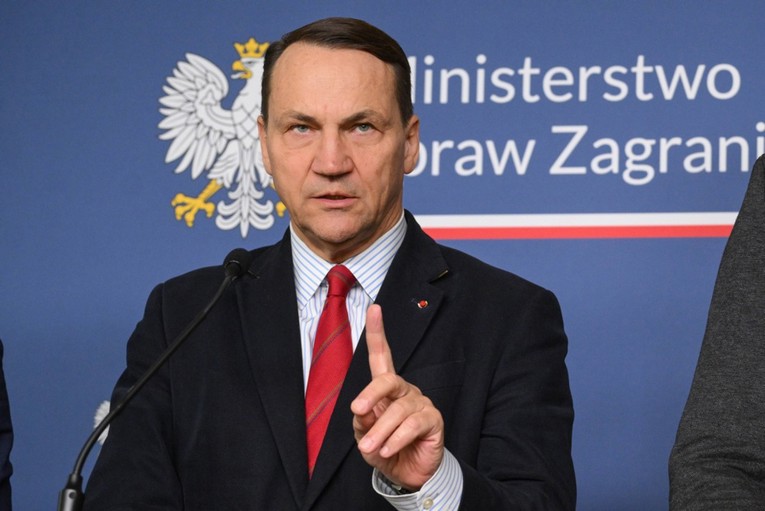 Poljski šef diplomacije: Svijet ulazi u početak velike oluje