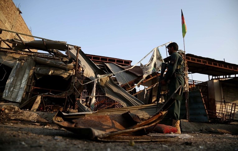 U eksploziji bombe u Afganistanu poginulo 10 ljudi