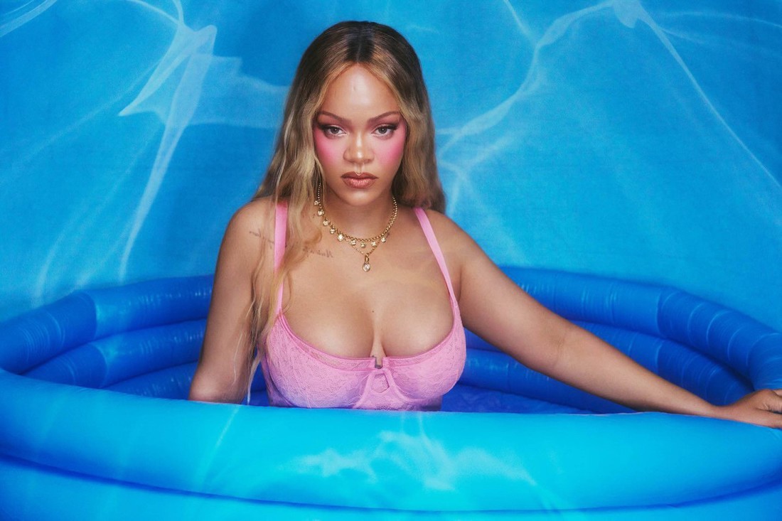 Rihanna predstavila novu kolekciju donjeg rublja, fanovi su oduševljeni njezinim fotkama