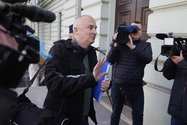 Nova Gradiška ide na treće izbore u 15 mjeseci zbog osumnjičenog gradonačelnika