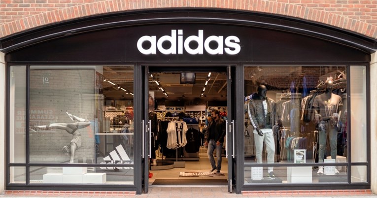 Adidas privremeno prekinuo svoje poslovanje s Rusijom