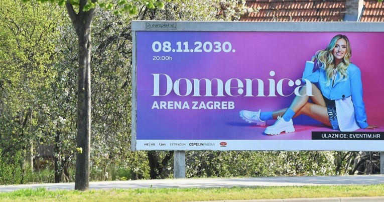 Bruji i Twitter: U Zagrebu osvanuli billboardi za koncert koji će se održati 2030.