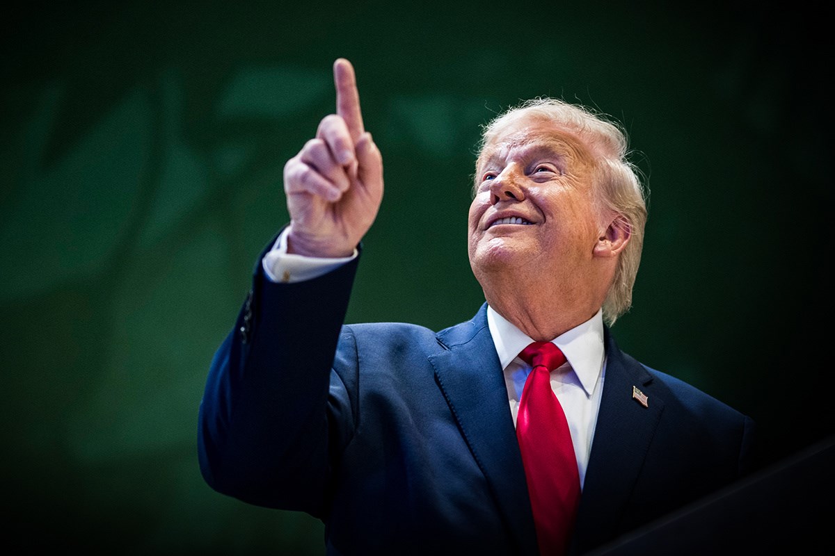 Trump se gubi naočigled svih, a nitko mu se to ne usudi reći. To je beskrajno opasno