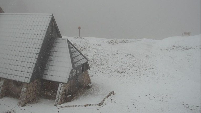 U Sloveniji pao snijeg