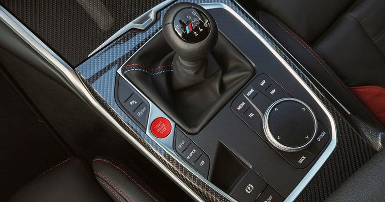 Drastično je manje automobila s ručnim mjenjačem, evo do kad bi mogli nestati