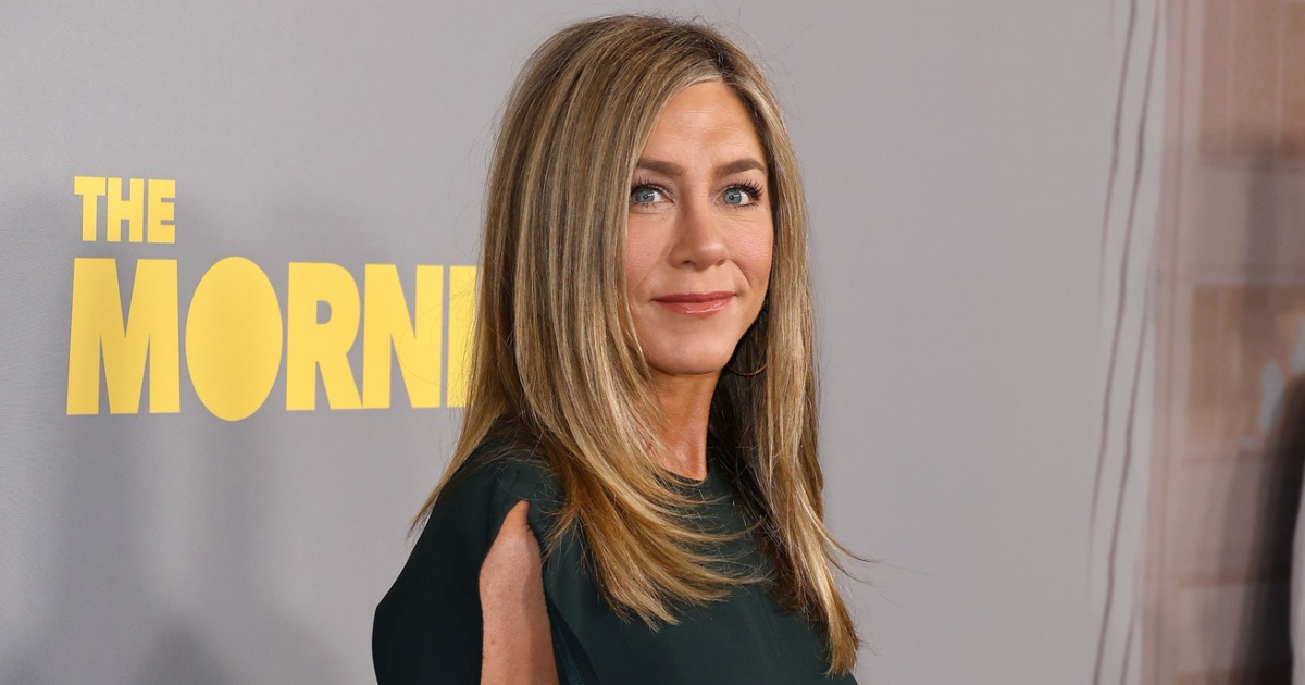 Jennifer Aniston nosi haljinu od 950 €, Zara ima slične puno jeftinije