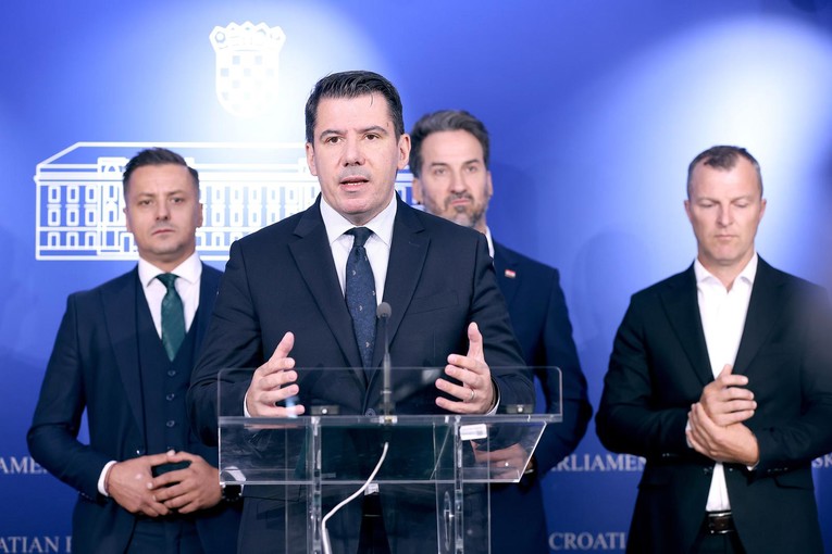 Most upozorava na megafarme peradi: "Moramo zaštititi vodu i zemljište"