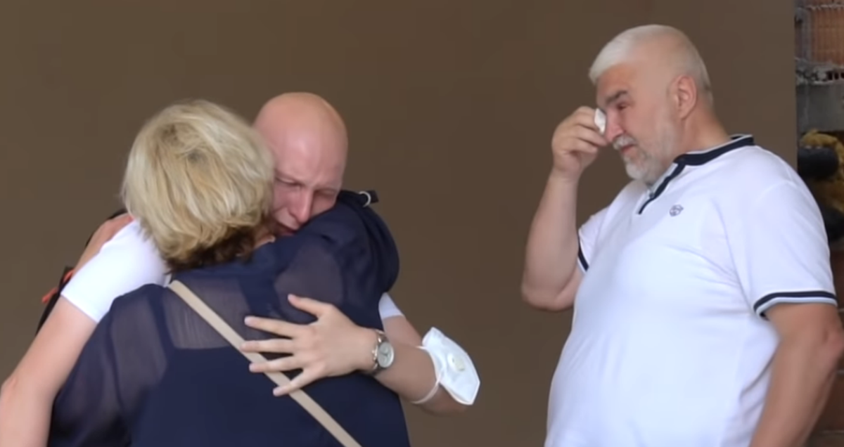 Snimkom odlaska u Njemačku mladi doktor iz BiH rasplakao ljude: "Ona tatina suza..."