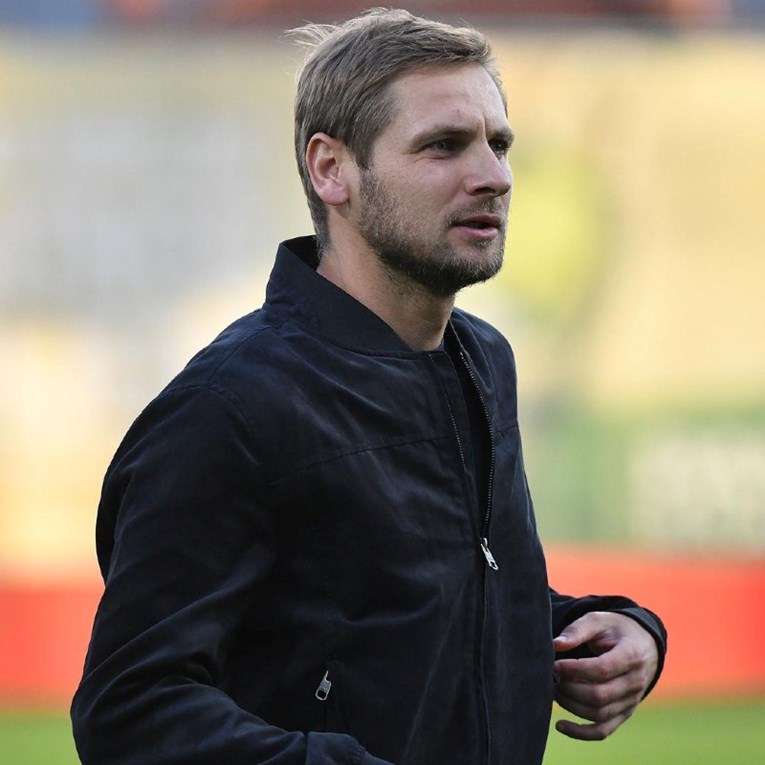 Trener Slavena: Skidam kapu Hajduku