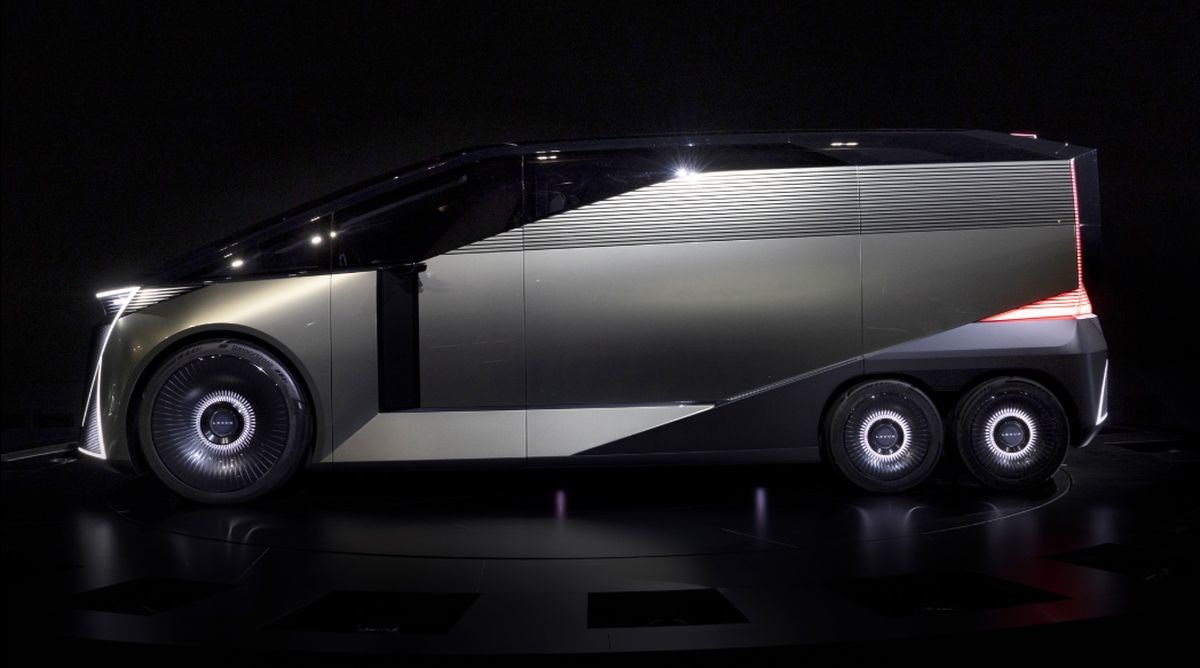 Lexus LS kao ekstremni koncept. Luksuzna limuzina postaje monovolumen sa šest kotača