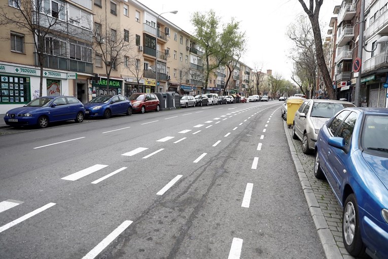 Madrid zatvara kafiće, restorane i diskoteke