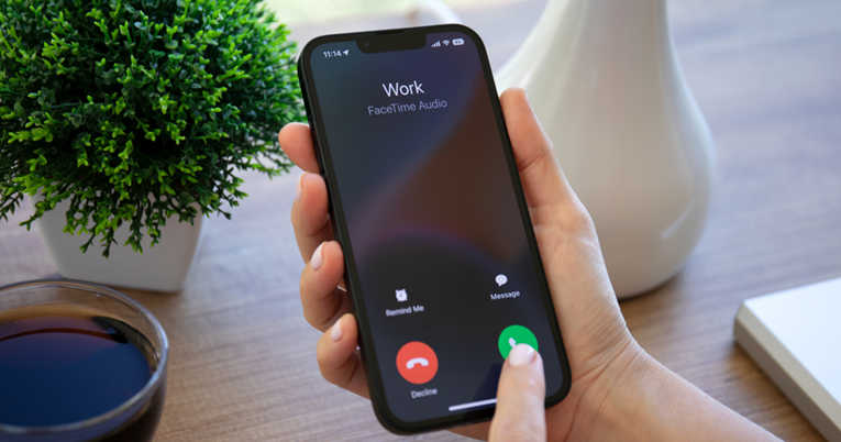 Apple opet uveo promjenu vezanu uz prekid poziva na iPhoneu