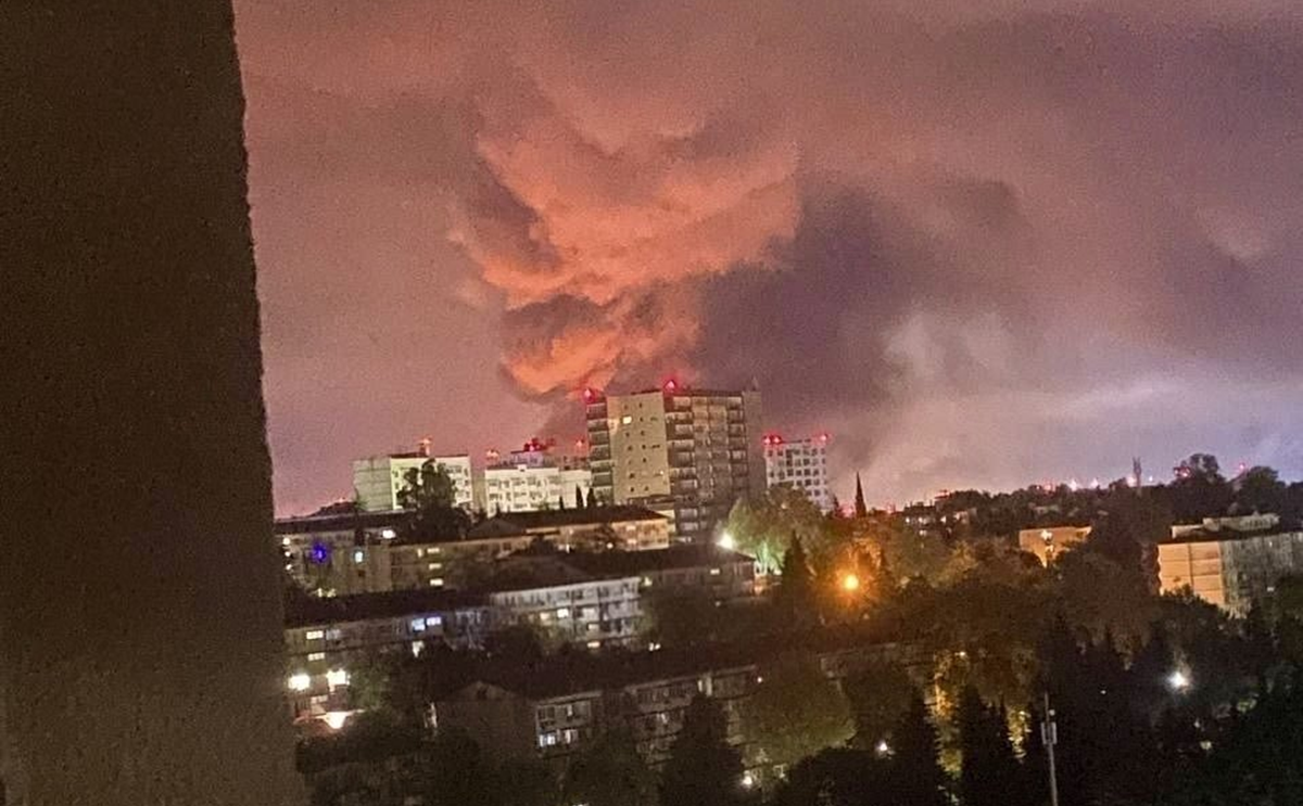 Ukrajinci napali luku u Sočiju, izbio velik požar