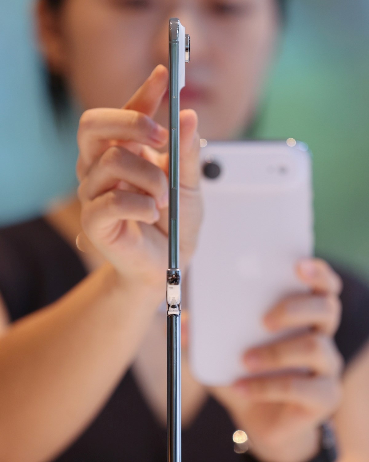 Glasine: Fold će biti najradikalniji iPhone dosad