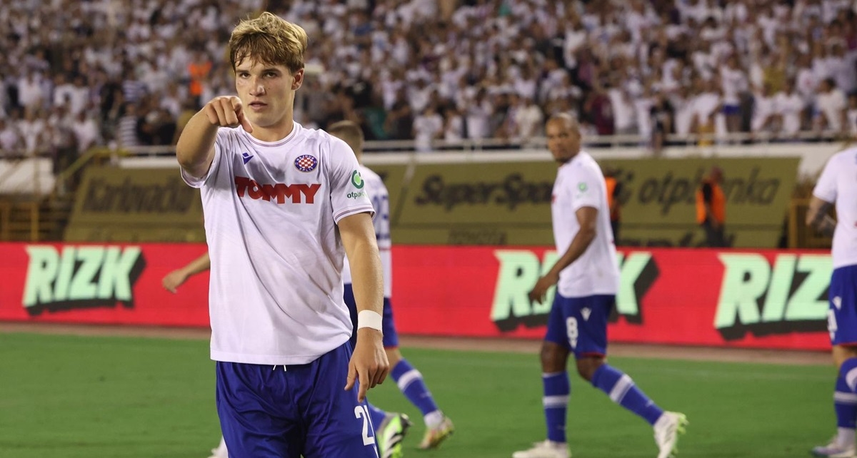 VIDEO Kolarić je sudio korner za Hajduk. Pukštas mu priznao da je zadnji dirao loptu