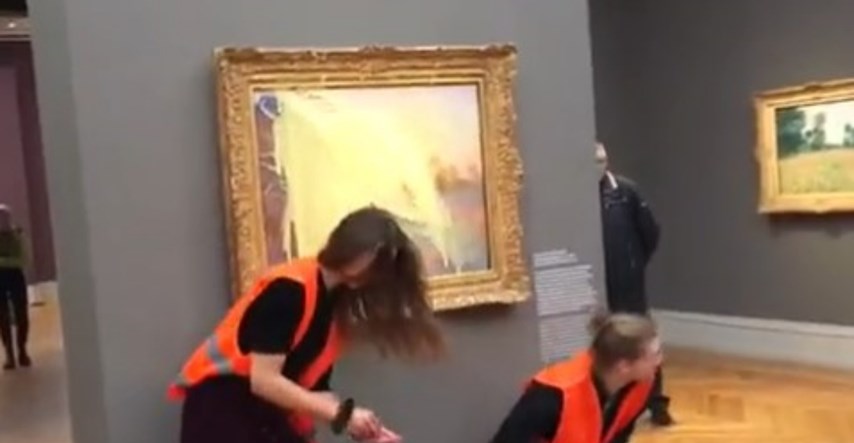 Klimatski aktivisti pireom od krumpira zalili Monetovu sliku od 110 milijuna eura