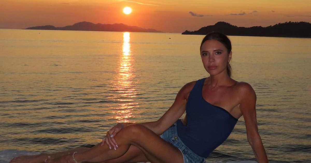 Victoria Beckham objavila nove fotke iz Hrvatske. Ljudi se čude kako mlado izgleda