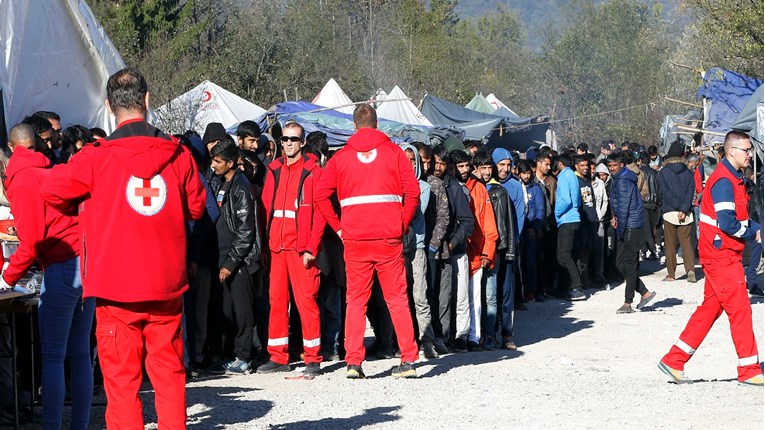 Predstavnici EK u Bihaću upozorili na nehuman odnos prema migrantima