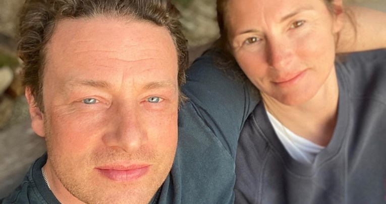 Supruga Jamieja Olivera nakon pet pobačaja želi još djece: "Doslovno je luda"