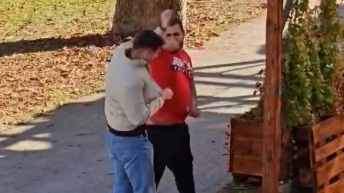 Pijan pišao ispred kluba gdje je ubijen slovenski ugostitelj pa ošamario prolaznika