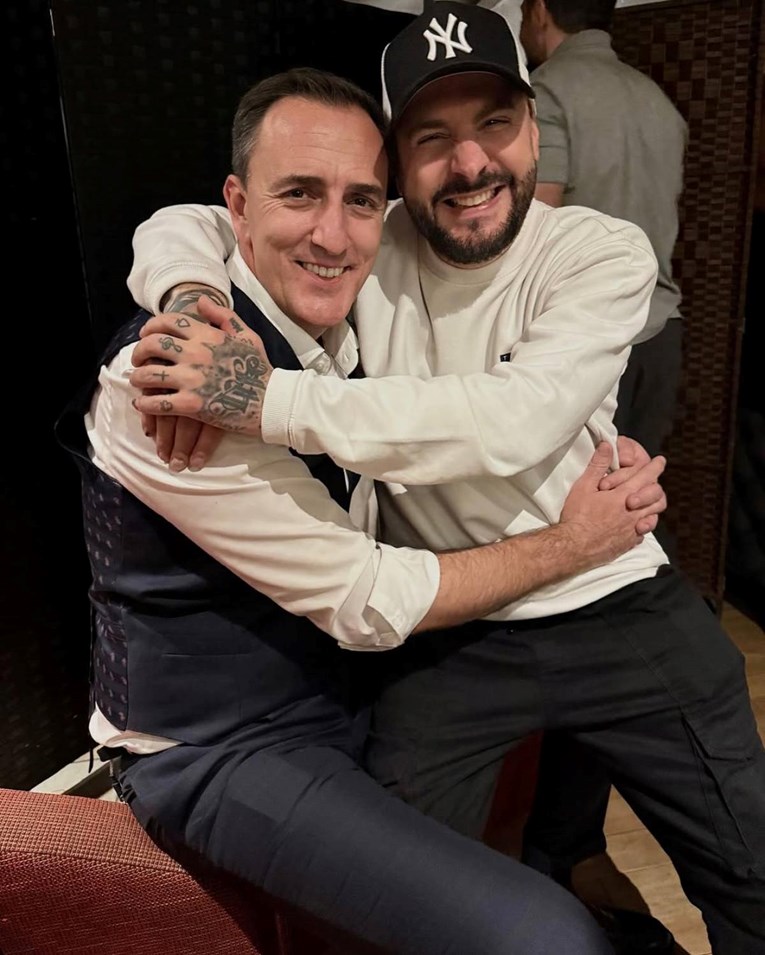 Tko je reper koji je pjevao u diskoteci u Makedoniji? Ima opekline, na respiratoru je