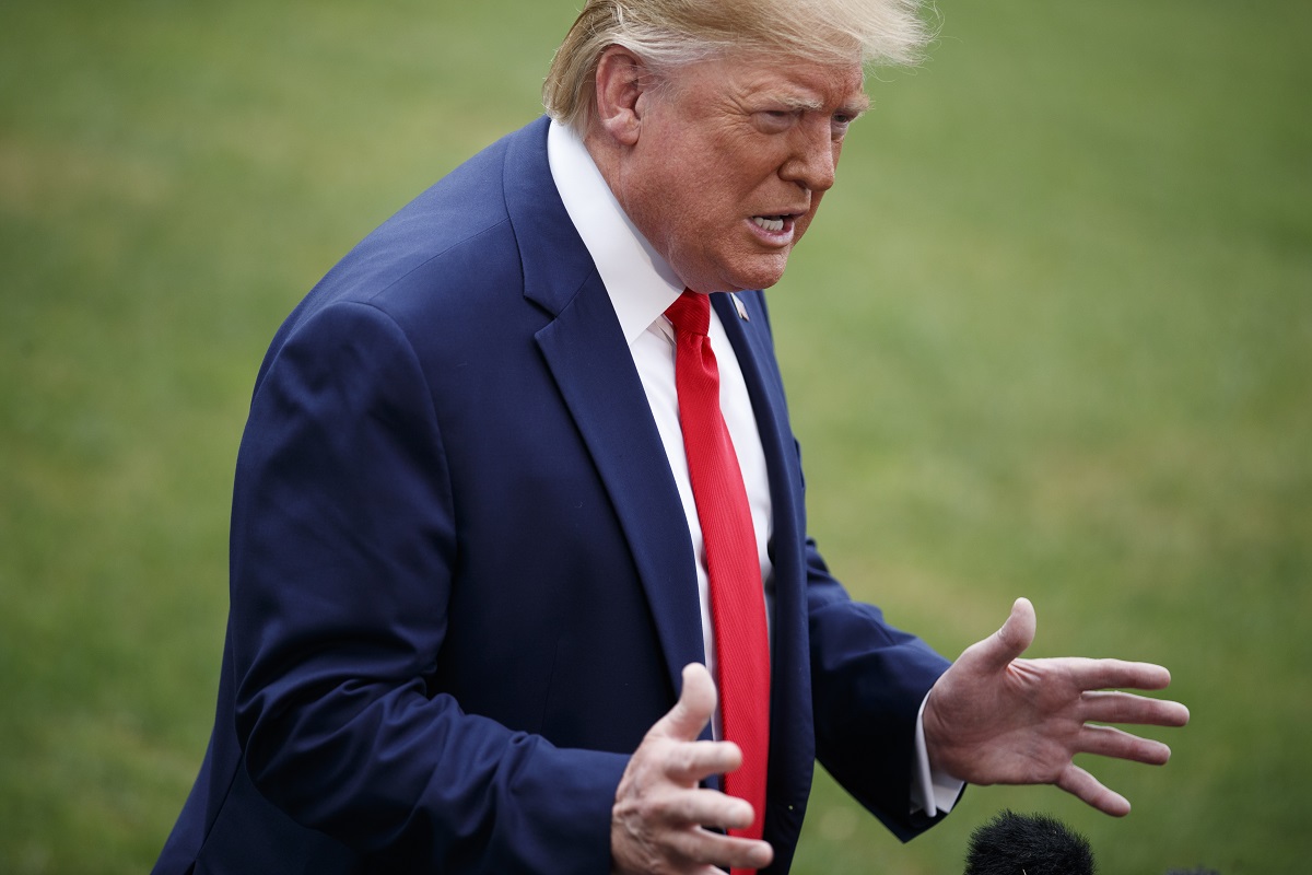 Trump traži i od Kine da istražuje Bidene