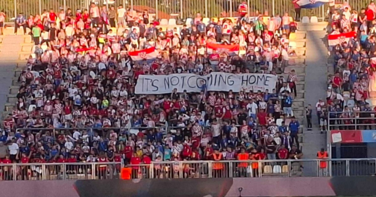 Hrvatski navijači na Rujevici izvjesili transparent "It's not coming home"