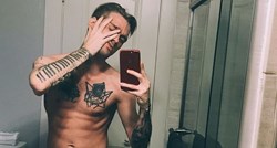 Bori se sa psihičkim problemima: Pjevač šokirao tetovažom Rihanne preko lica