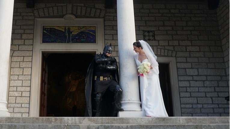 Na vjenčanju u Puli "Batman" otpratio mladenku do oltara