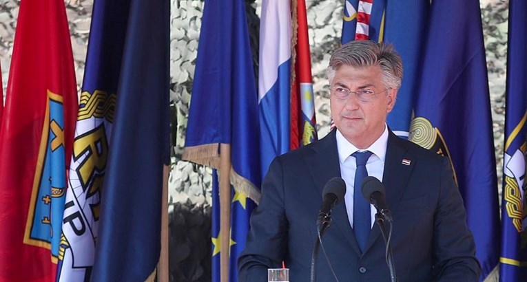 Plenković u Kninu: Nećemo nikom dopustiti napade na branitelje i policajce