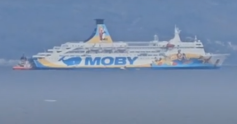 Brod s 250 tona azbesta pred Splitom. Ivošević prozvao Brodosplit, stigao mu odgovor