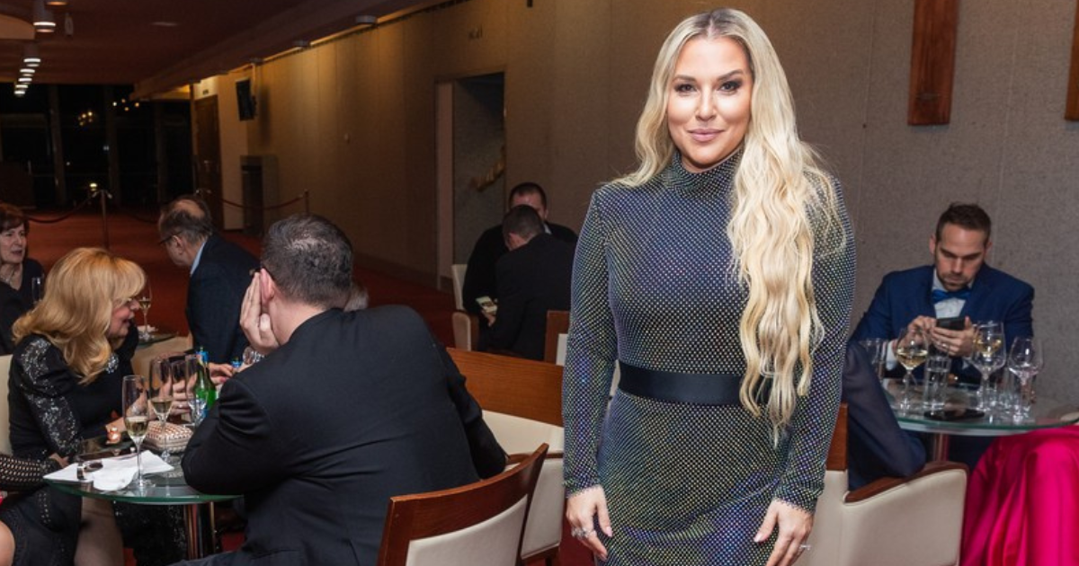 Jedna od najzgodnijih tenisačica privukla poglede na gala večeri u Bratislavi