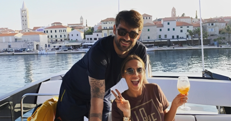Franka Batelić pokazala kako Vedran Ćorluka provodi ljeto: "Cijeli dan, svaki dan"