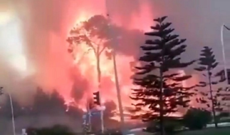 VIDEO Golemi požari u Turskoj, vatra guta kuće. Ljudi se guše u dimu, troje mrtvih
