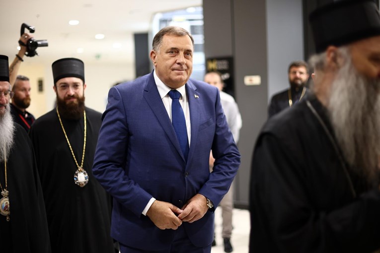 Dodik nakon što je opet izabran za šefa stranke: Idemo u razlaz s ostatkom BiH