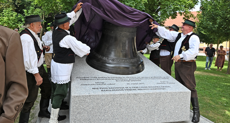 U Vinkovcima obilježena 1100. obljetnica Hrvatskog Kraljevstva